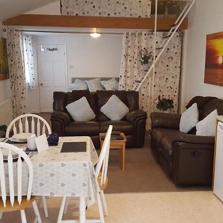 Immaculate 1-Bed Lodge Newton Abbot Torquay Kingskerswell Exterior foto