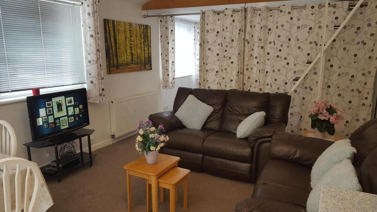Immaculate 1-Bed Lodge Newton Abbot Torquay Kingskerswell Exterior foto